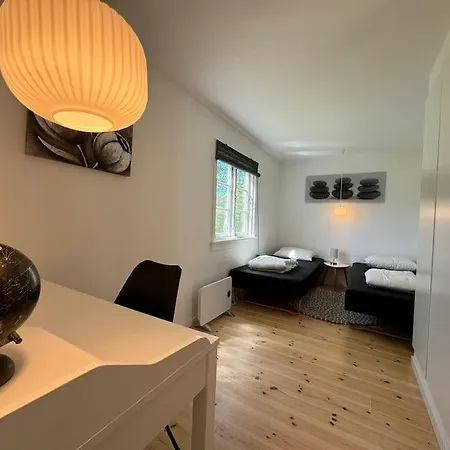 Feriehus, Sommer, Plads, Spil Og Leg - Nu Med Udendors Bordtennis * Grevinge
