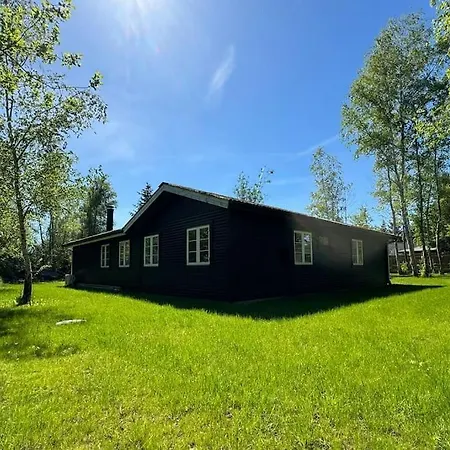 Feriehus, Sommer, Plads, Spil Og Leg - Nu Med Udendors Bordtennis * Grevinge