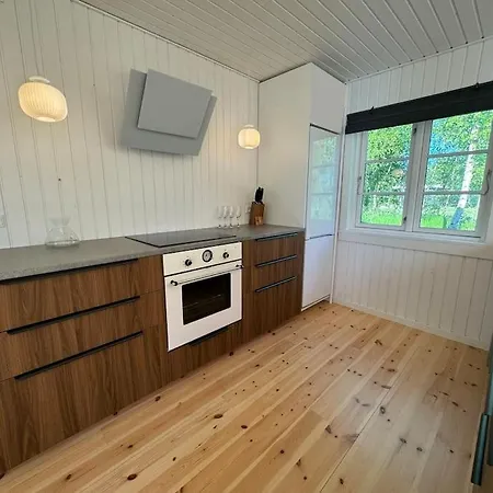 Feriehus, Sommer, Plads, Spil Og Leg - Nu Med Udendors Bordtennis Holiday home